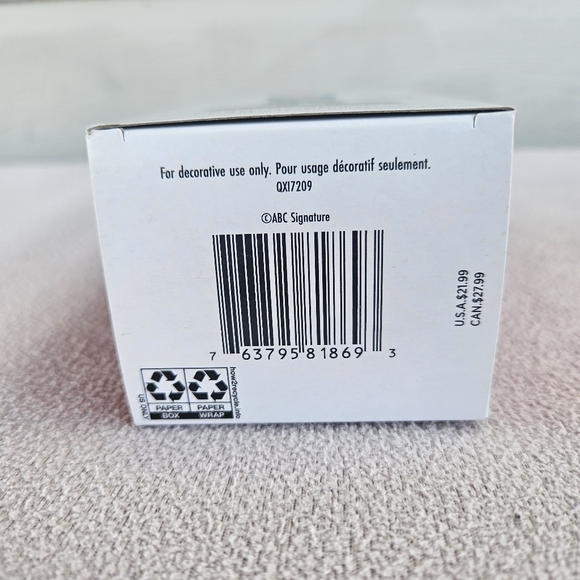 Hallmark Keepsake Ornament Dorothy Zbornak The Golden Girls MAGIC Sound 2023 - Picture 6 of 6